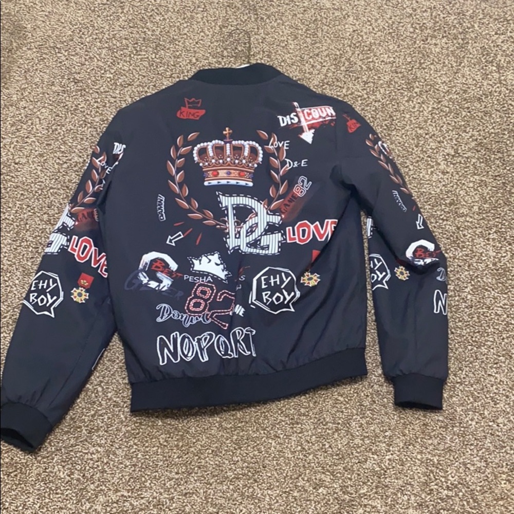 D&G - Picture 2 of 2